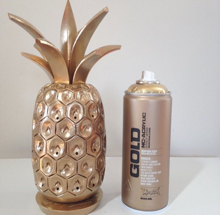Akrylový sprej Montana Gold 400 ml, S 2020 - Shock Orange dark - tmavě oranžová
